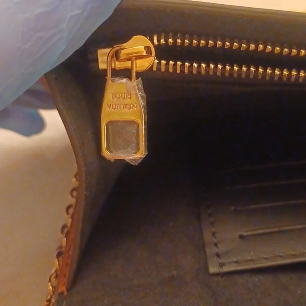 Authentic Dauphine reverse monogram - Picture 7 of 12